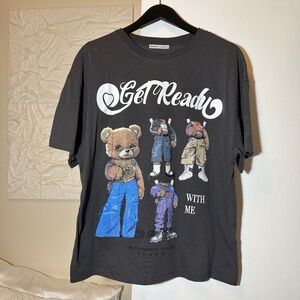 Gray Graphic Shirt – “Get Ready With Me”